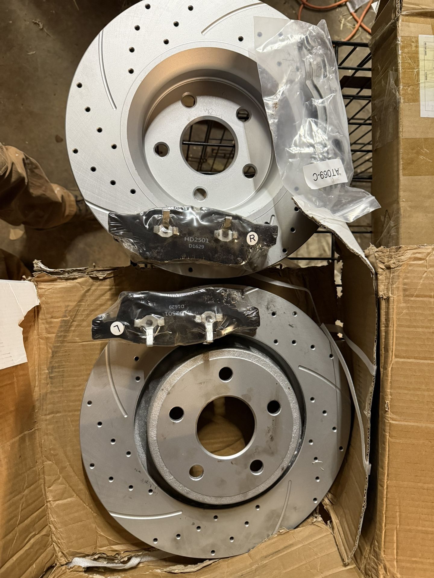 Brake Pads And Rotors ( Vehicle Undetermined) 
