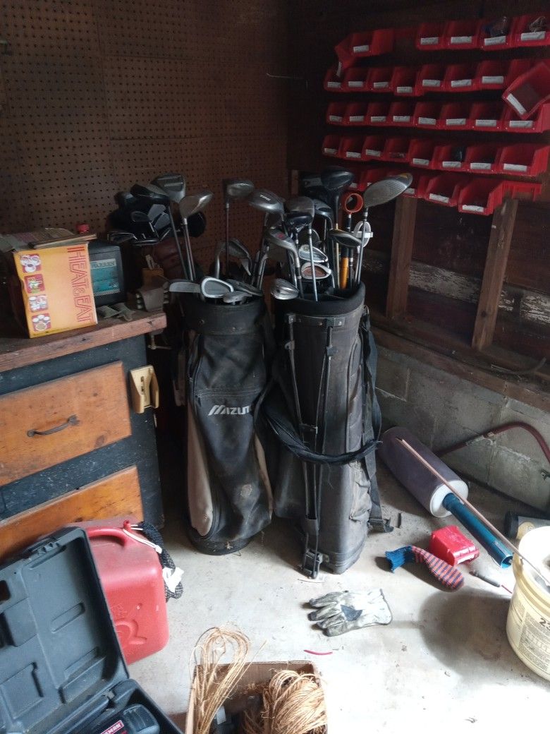 Golf CLIBS