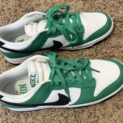 Men’s NIke’s - Size 11- Make Me An Offer 