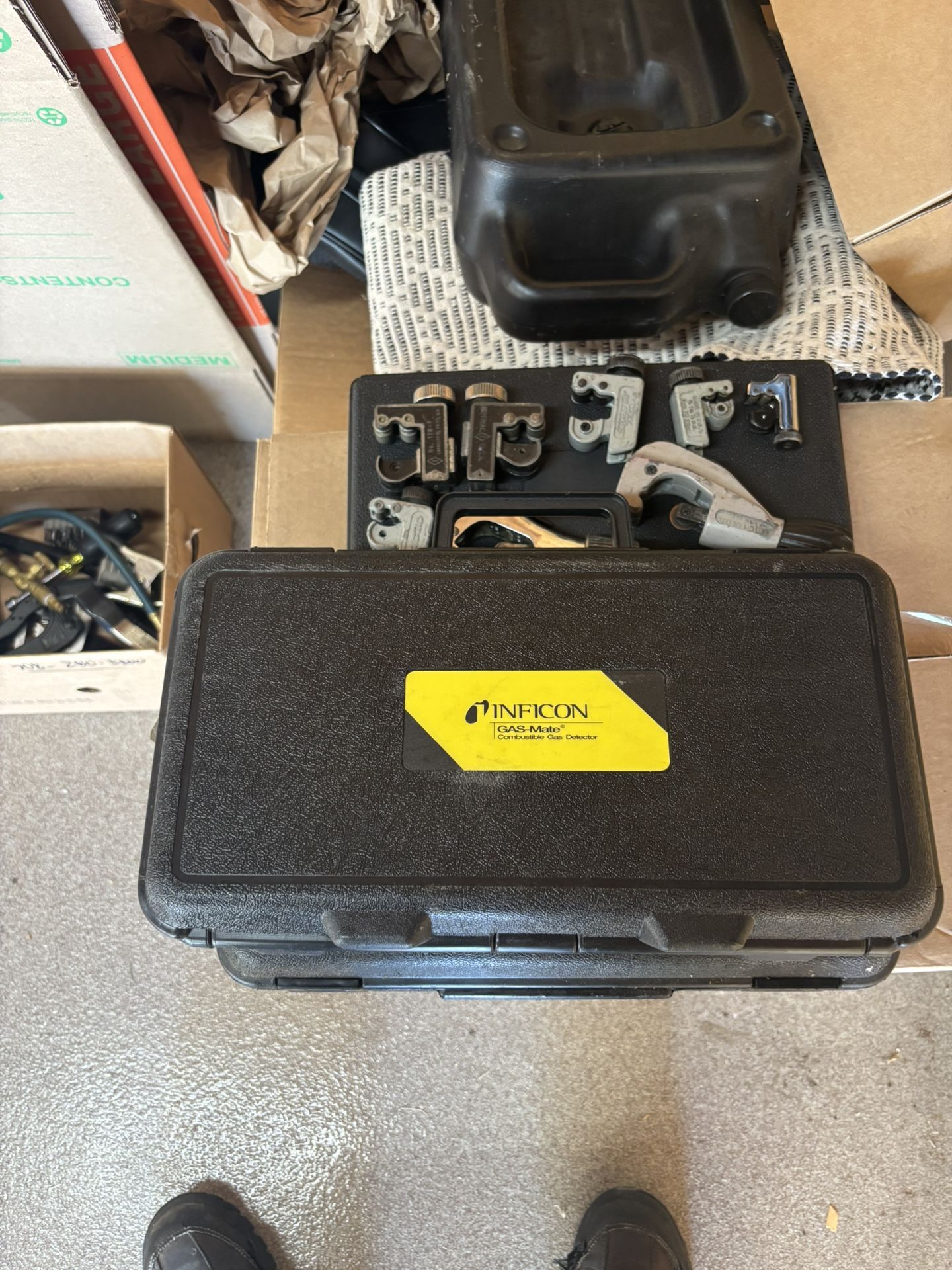 Inficon Combustible Gas Leak Detector