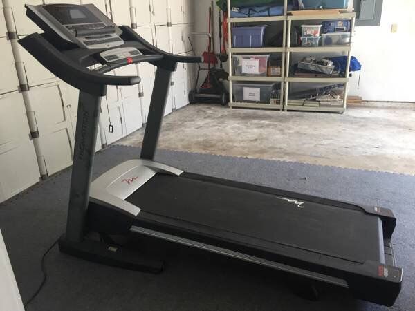 Treadmill Commercial Quality Freemotion 760 for Sale in