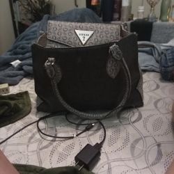 Guess Purse 