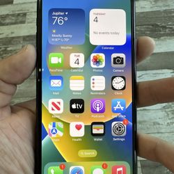 iPhone 11 Pro 256GB Unlocked W/ New Tempered Glass Screen Protector And Charger!