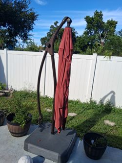 Outdoor umbrella