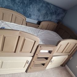 Twin Bed