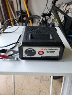 Schumacher SC1282 10A 12V Automatic Battery Charger 2A Maintainer Tested