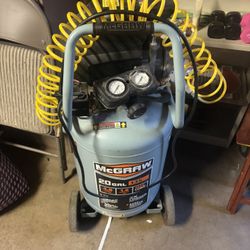 20 Gallon Compressor 