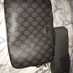 Gucci Ophidia GG Supreme Bag