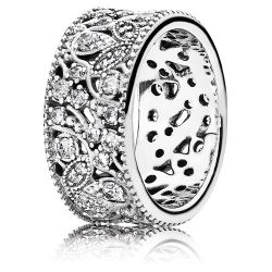 Pandora 6 Shimmering Leaves Statement Ring