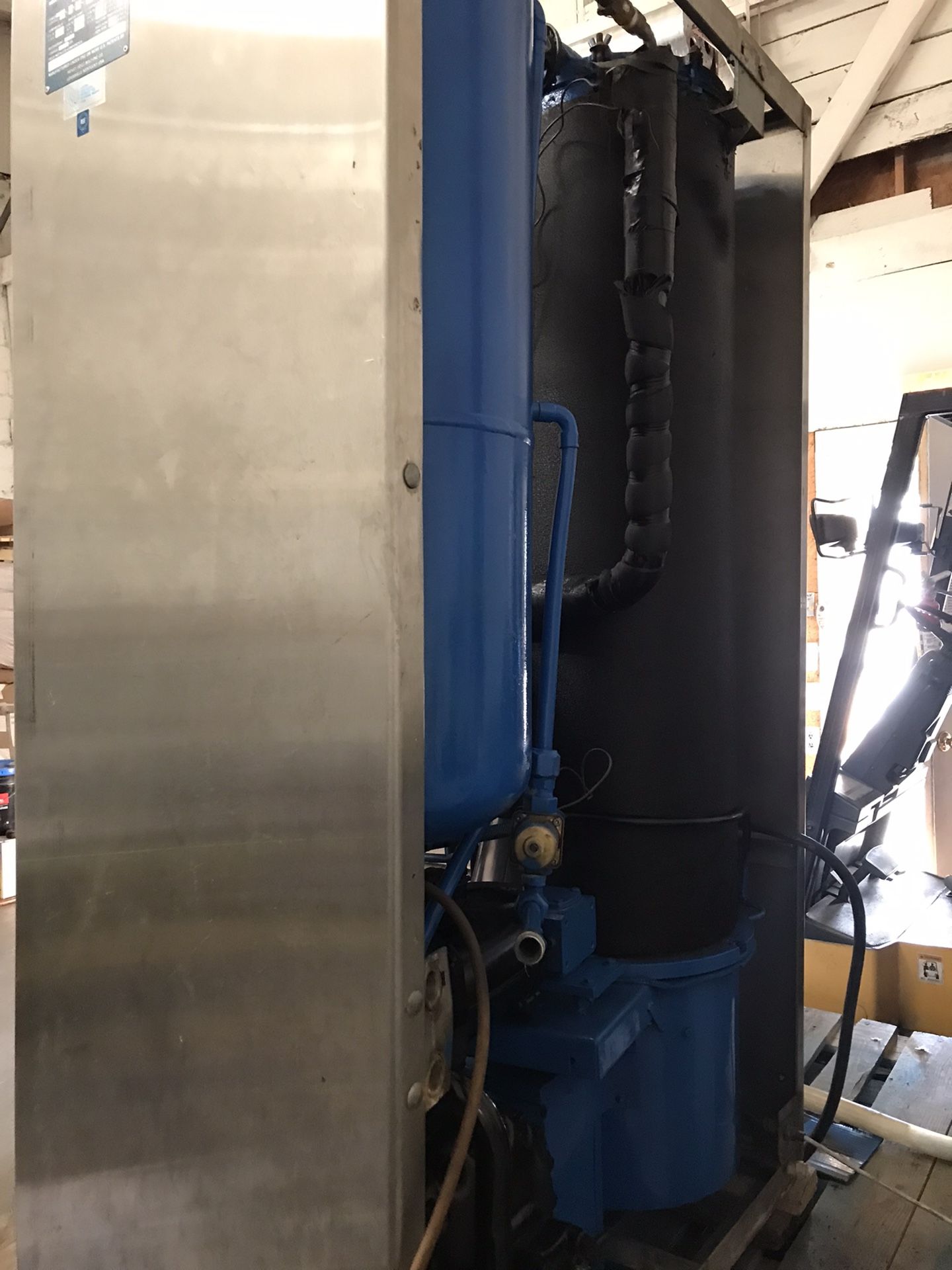 Ice Maker Machine Vogt Mod 4000 for Sale in Gainesville, GA OfferUp