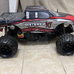 Red cat racing rampage XT 1/5 scale Truck