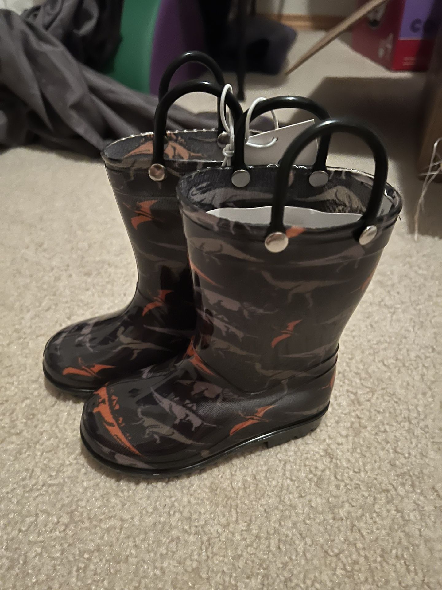 Size 8 Toddler Rain boots 