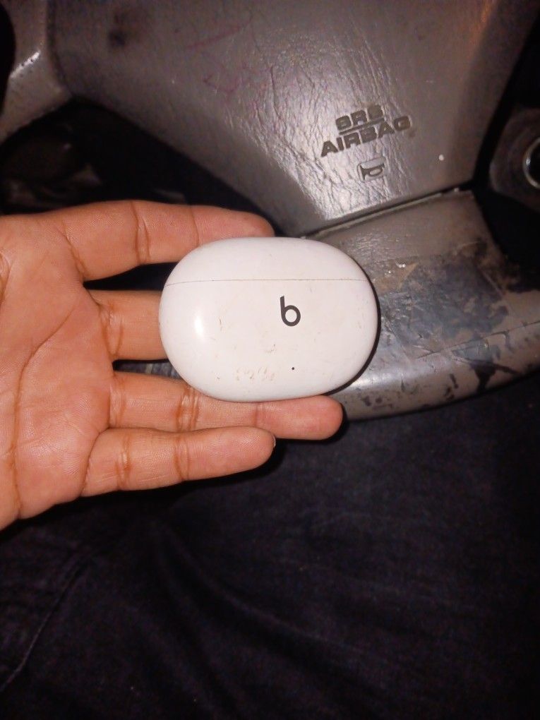 Dre Beat Ear Buds Charger Only 