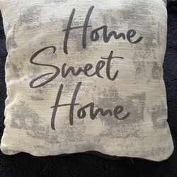 Home sweet home Throw pillow