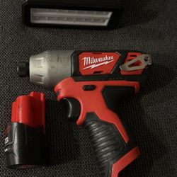 Milwaukee M12 Impact Driver