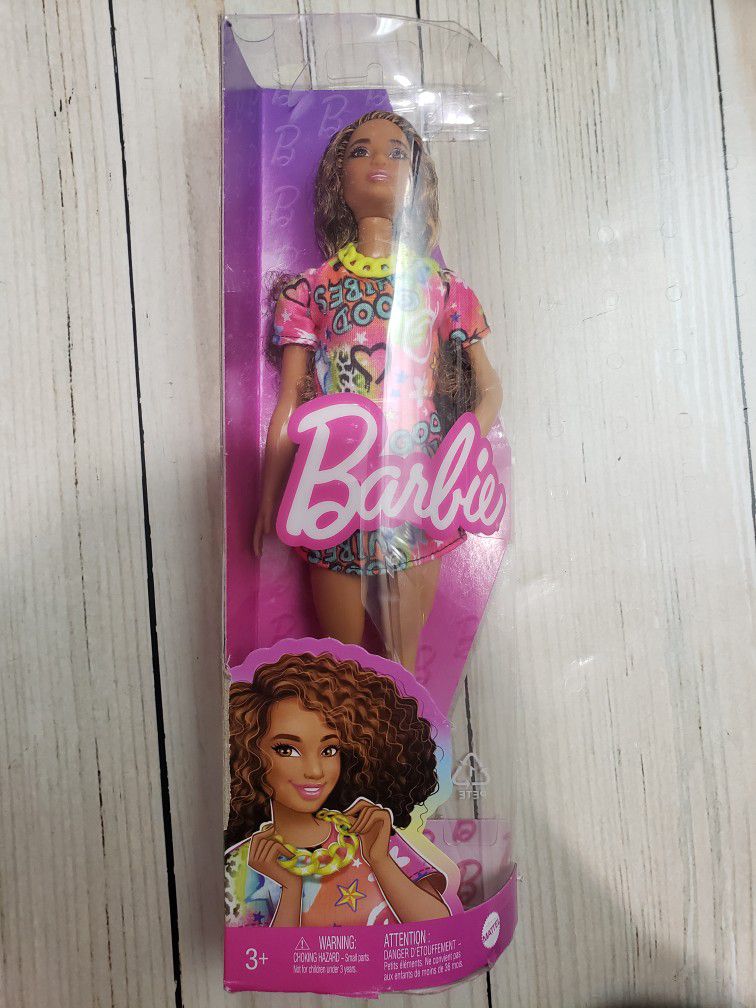 Barbie Doll, Kids Toys, Curly Brown Hair, Fashionistas, Athletic Body Shape, Graffiti-Print T-Shirt Dress, Clothes and Accessories

