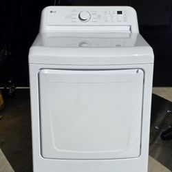 ​2024 LG Gas Dryer (Large Capacity) - Like New - $295
