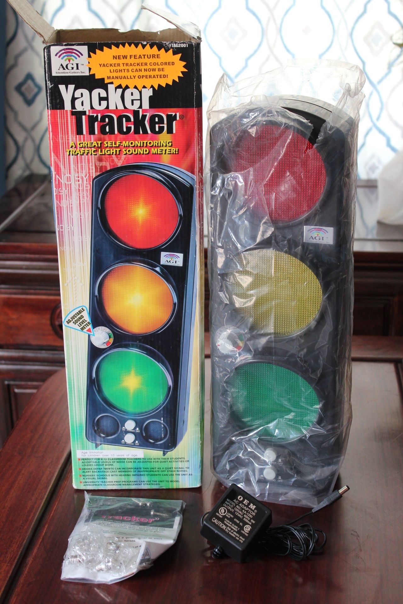 AGI YACKER TRACKER Classroom Noise Detector Traffic Light Sound Meter Adjustable for Sale in