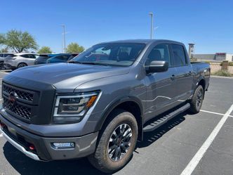 2024 Nissan TITAN