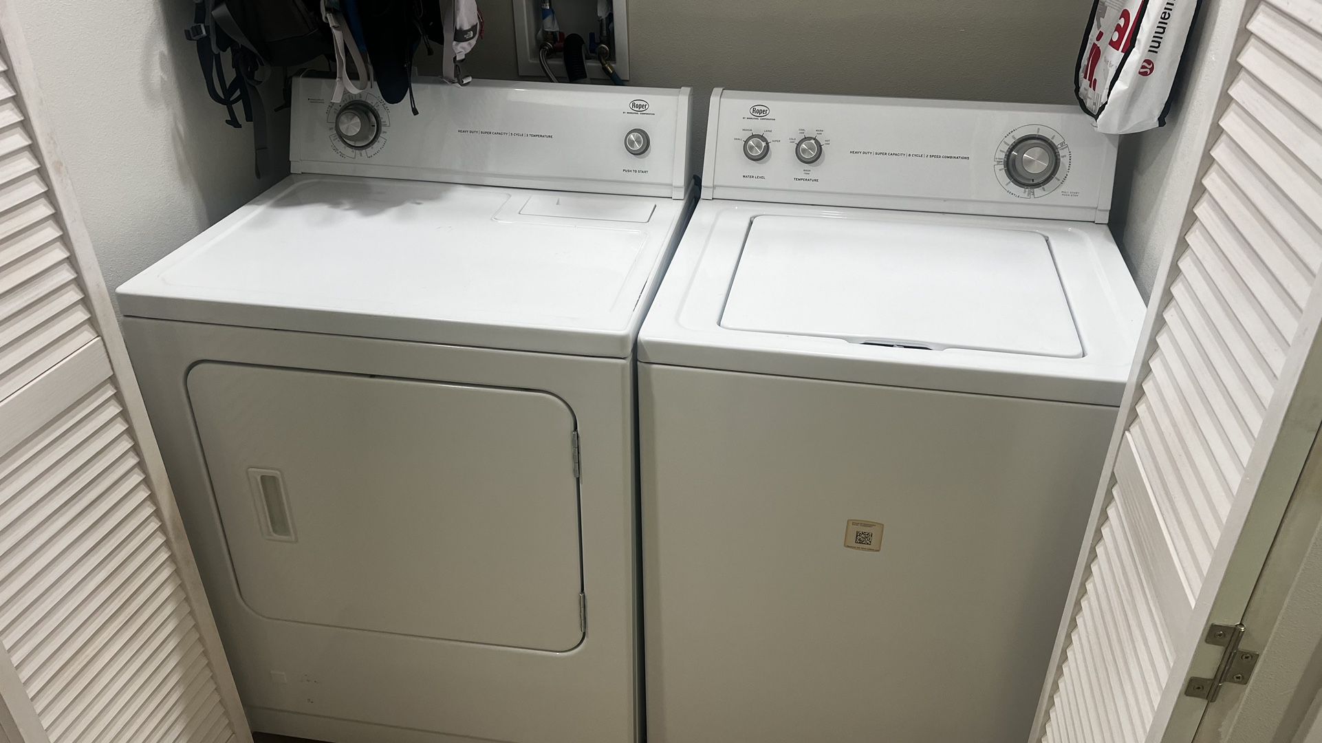 Roper By Whirlpool Corporation Washer And Gas Dryer Set