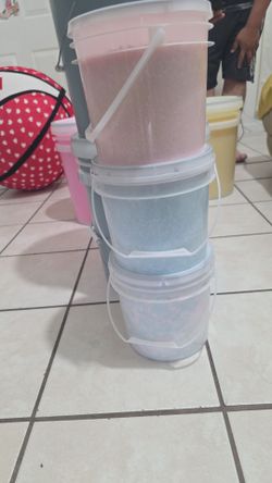 5 gallons of liquid detergent