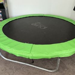 Trampoline 