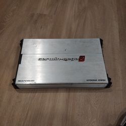 1200W Cerwin-vega Amp