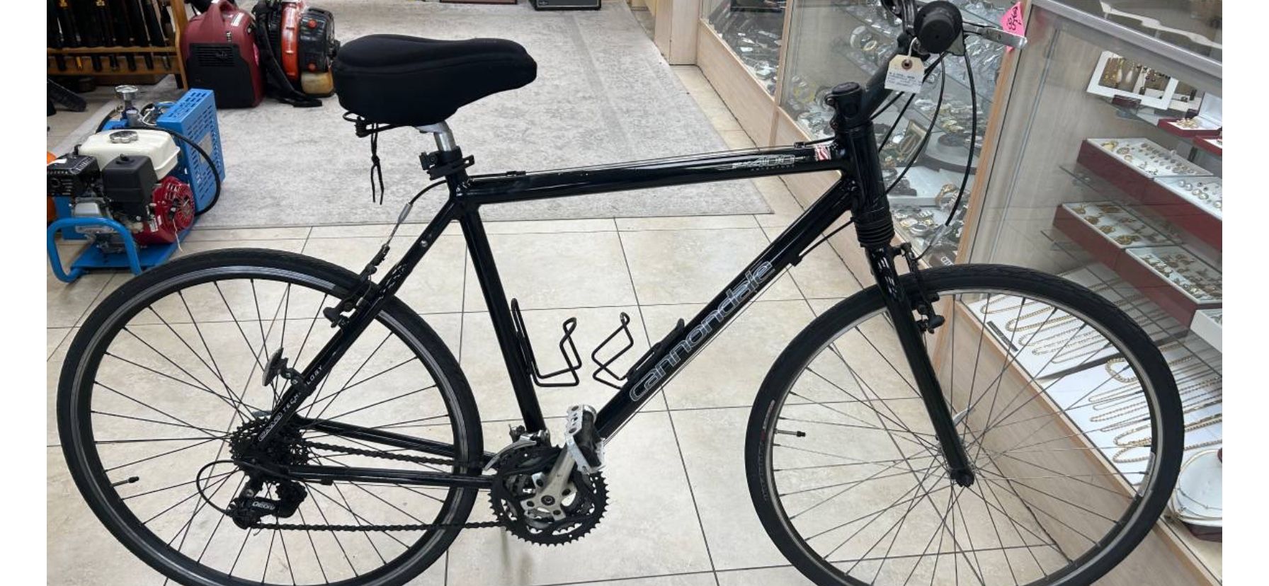 Cannondale Silk Adventure 400 Cruiser Bike 22" frame Black