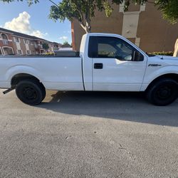 Ford F-150 xl Ano 2013