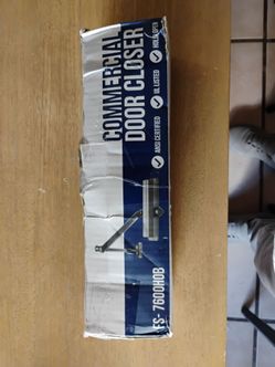 Commercial door closer