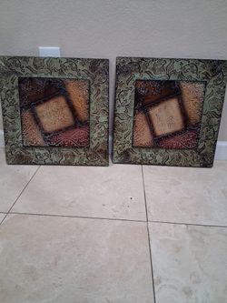 Decorative wall art set