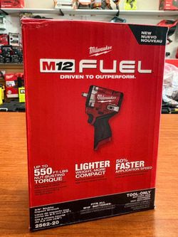 Milwaukee new 3/8" Stubby Impact Wrench