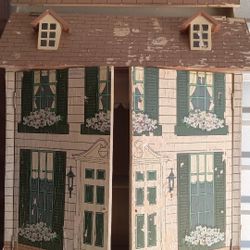 Vintage Doll House #2