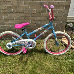20” Huffy Bike In Great Condition, Just Needs Some Air. Garage Stored. 