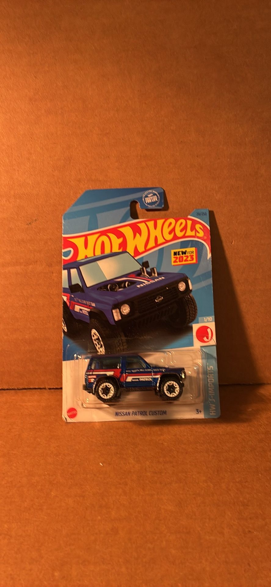 Hot Wheels Nissan Patrol Custom (Milwaukie,OR)