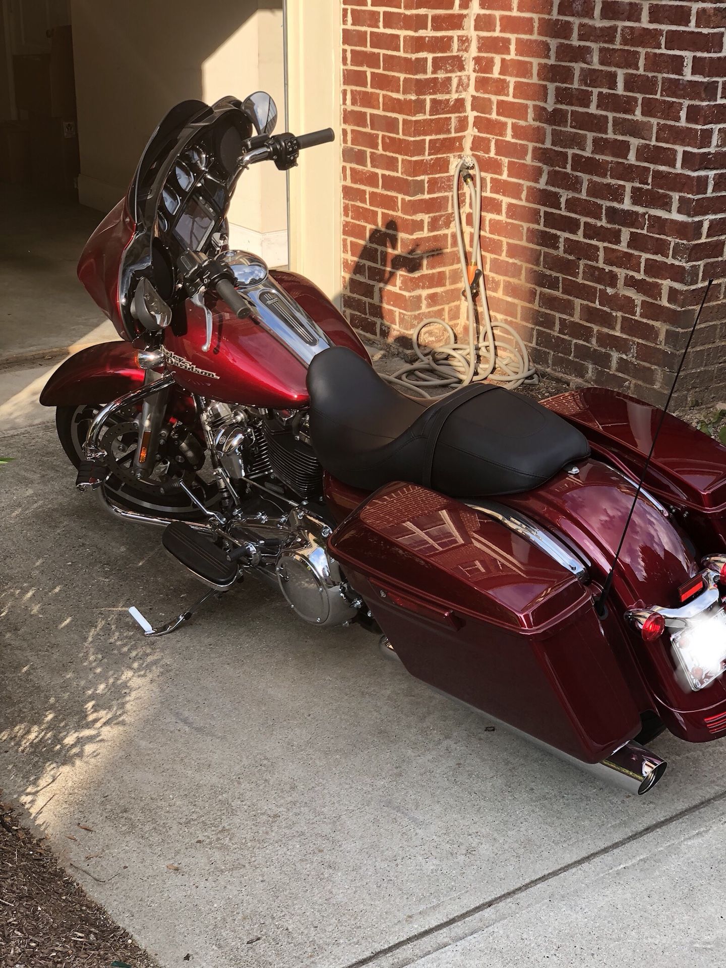 Take Over Payments-2017 Harley Davidson Street Glide Edition