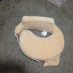 Breastfeeding Pillow