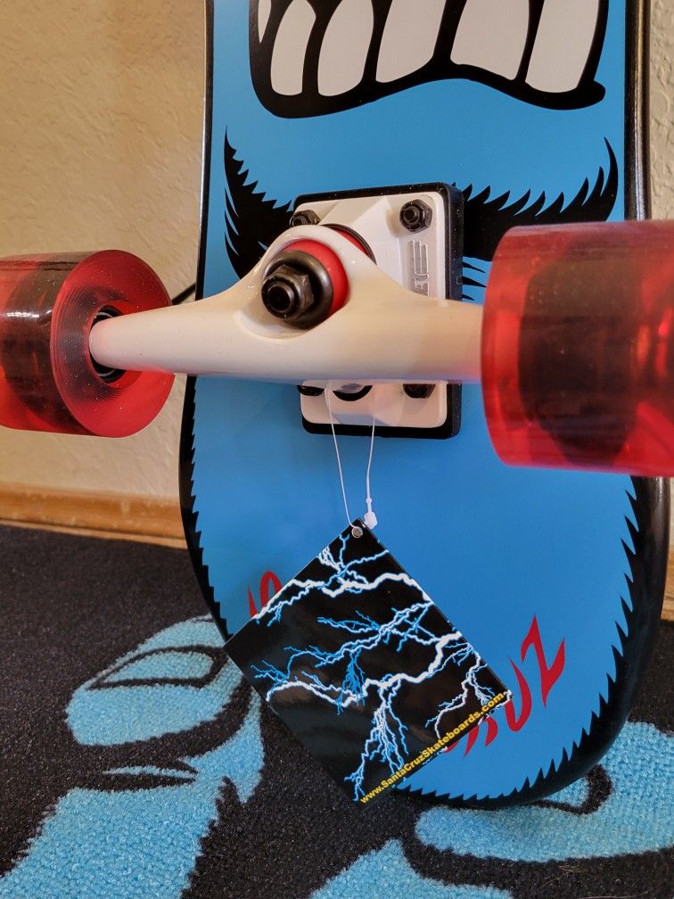 Santa Cruz Screaming Foot Cruzer Skateboard. Brand New. Only 300