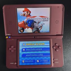 Nintendo DSI XL