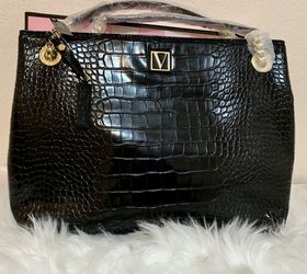 The Victoria Shoulder Tote