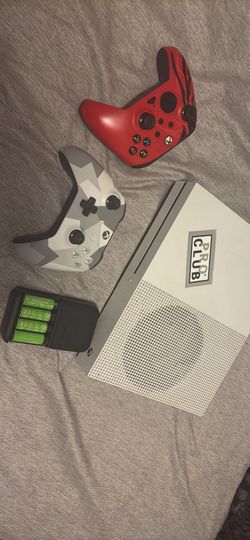 Xbox one with controllers