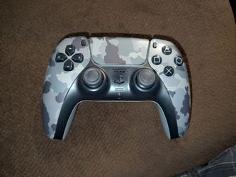 PS5 Controller In Grey Camo