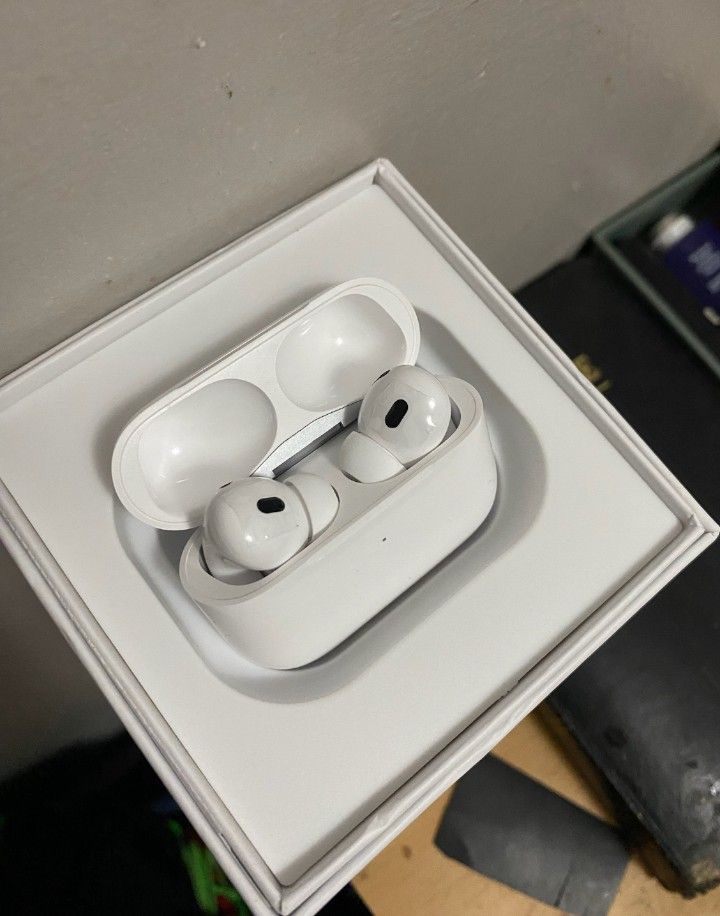 AirPod Pro 2 With MagSafe Case 