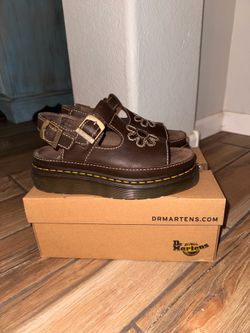 Dr Martens Dunnet Flower Sandals 8