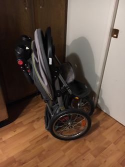 Baby Trend jogging stroller