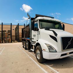 2019 Volvo VNR