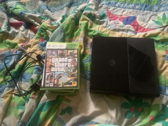 xbox 360 E with games