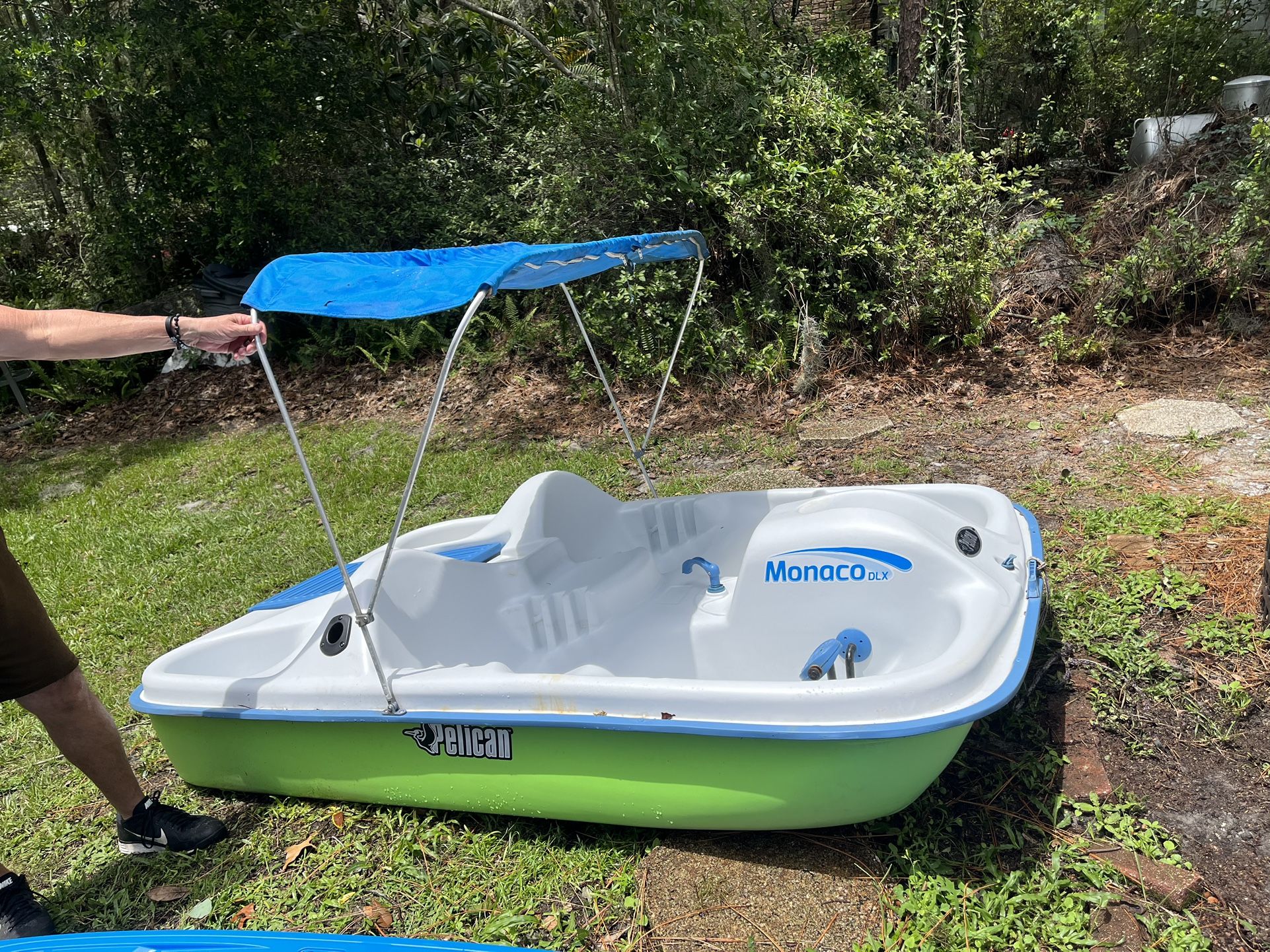 5person Pedal Boat, Monaco DLX Pelican for Sale in Winter Park, FL