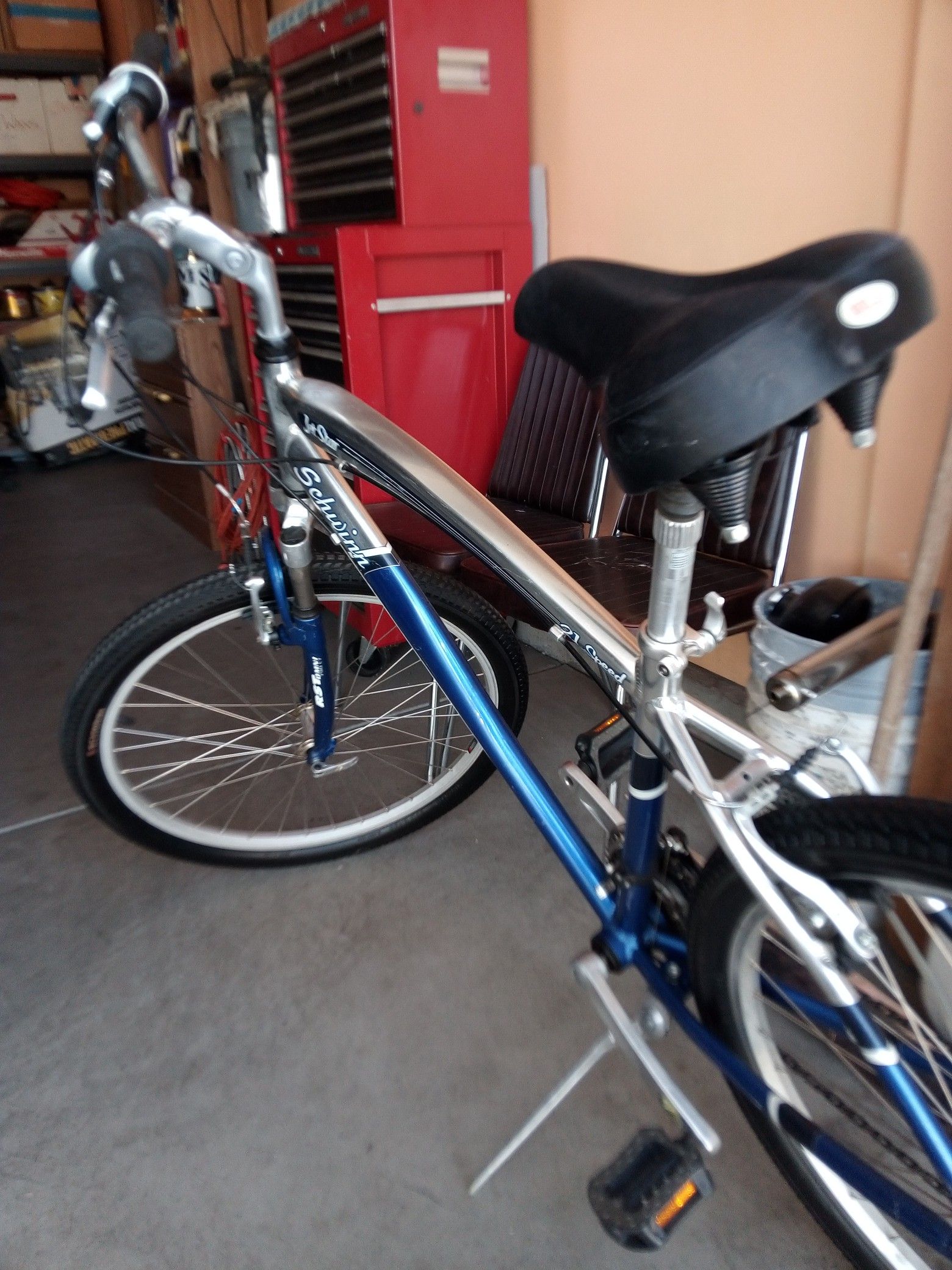 Schwinn jet star...26in"... mountain bike.