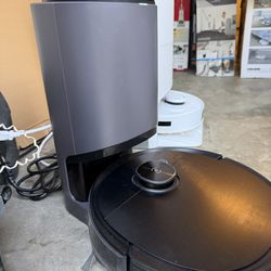 Ecovacs Deebot Omni Robot Vac + Auto-Empty Station